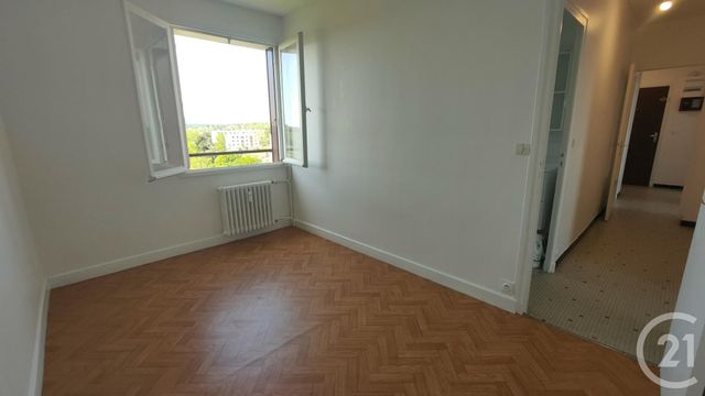 Appartement F4 &agrave; louer - 4 pi&egrave;ces - 73,44 m2 - Decize - 58 - BOURGOGNE