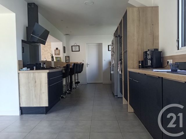 Maison &agrave; vendre - 6 pi&egrave;ces - 203,82 m2 - Beffes - 18 - CENTRE