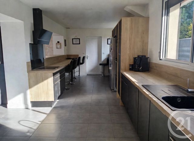 Maison &agrave; vendre - 6 pi&egrave;ces - 203,82 m2 - Beffes - 18 - CENTRE