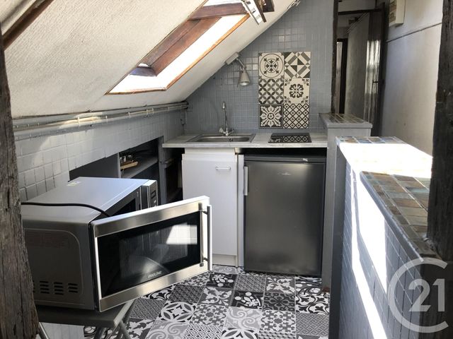 Appartement F2 &agrave; louer - 2 pi&egrave;ces - 61,41 m2 - Nevers - 58 - BOURGOGNE