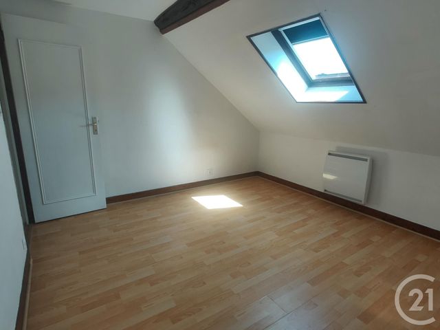 Appartement F2 &agrave; louer - 2 pi&egrave;ces - 29,41 m2 - Pougues Les Eaux - 58 - BOURGOGNE