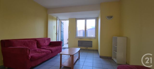 Appartement F2 &agrave; louer - 2 pi&egrave;ces - 39,76 m2 - Lurcy Levis - 03 - AUVERGNE