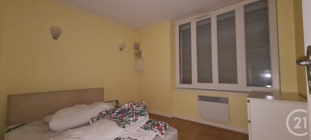 Appartement F2 &agrave; louer - 2 pi&egrave;ces - 39,76 m2 - Lurcy Levis - 03 - AUVERGNE