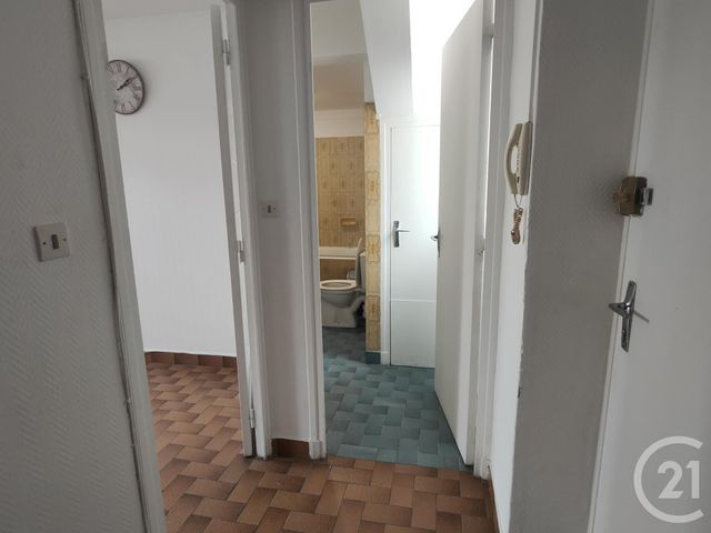 Appartement Studio &agrave; louer - 1 pi&egrave;ce - 44,69 m2 - Nevers - 58 - BOURGOGNE