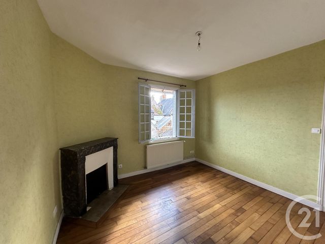 Appartement F2 &agrave; louer - 2 pi&egrave;ces - 41,45 m2 - St Pierre Le Moutier - 58 - BOURGOGNE
