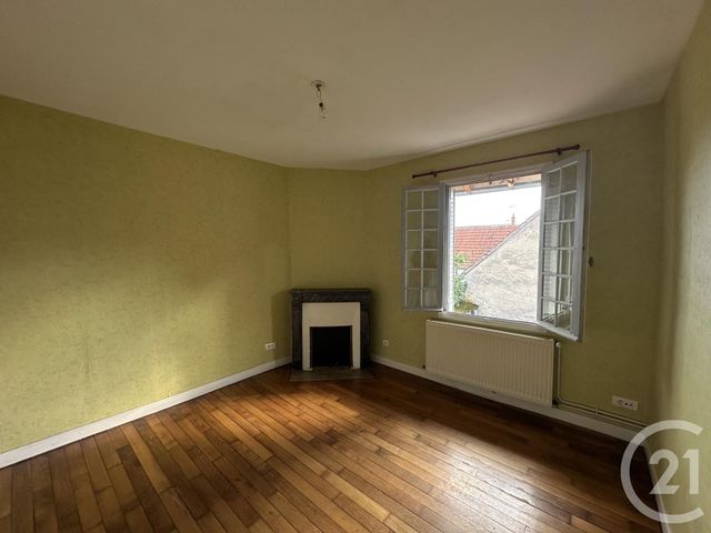 Appartement F2 &agrave; louer - 2 pi&egrave;ces - 41,45 m2 - St Pierre Le Moutier - 58 - BOURGOGNE