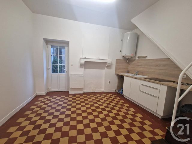Maison &agrave; louer - 4 pi&egrave;ces - 96,86 m2 - St Parize Le Chatel - 58 - BOURGOGNE