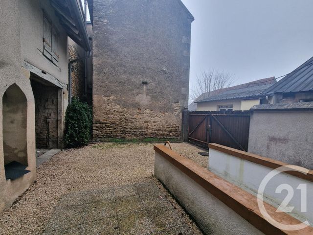 Maison &agrave; louer - 4 pi&egrave;ces - 96,86 m2 - St Parize Le Chatel - 58 - BOURGOGNE