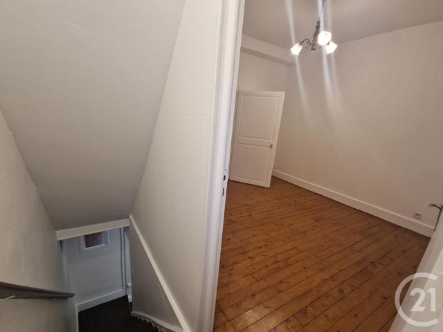 Maison &agrave; louer - 4 pi&egrave;ces - 96,86 m2 - St Parize Le Chatel - 58 - BOURGOGNE