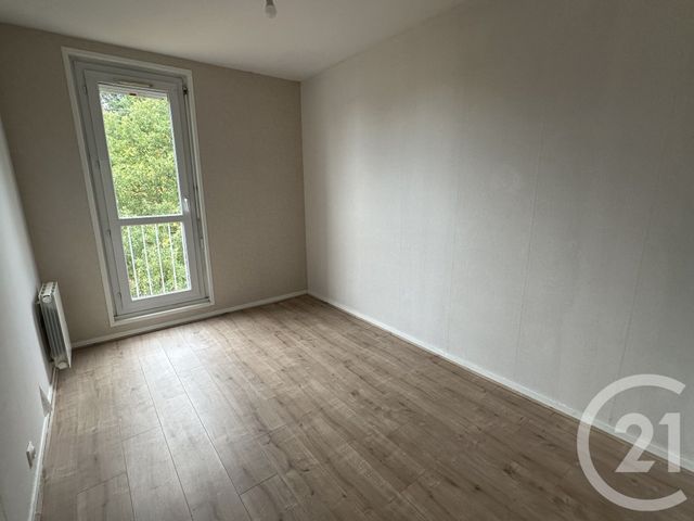 Appartement F3 &agrave; louer - 3 pi&egrave;ces - 73,27 m2 - Cercy La Tour - 58 - BOURGOGNE
