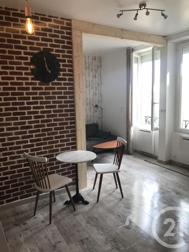 Appartement F1 &agrave; louer - 1 pi&egrave;ce - 26,66 m2 - Nevers - 58 - BOURGOGNE