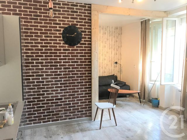 Appartement F1 &agrave; louer - 1 pi&egrave;ce - 26,66 m2 - Nevers - 58 - BOURGOGNE