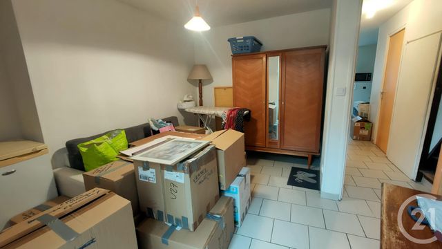 Maison &agrave; louer - 4 pi&egrave;ces - 93,85 m2 - Sancoins - 18 - CENTRE
