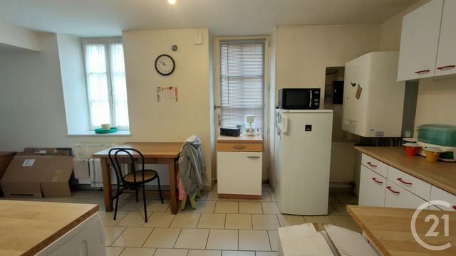 Maison &agrave; louer - 4 pi&egrave;ces - 93,85 m2 - Sancoins - 18 - CENTRE
