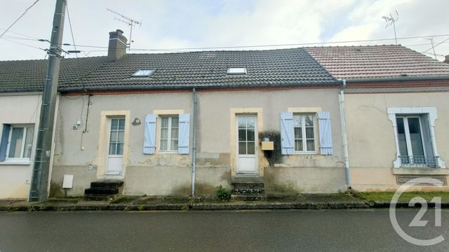 Maison &agrave; louer - 4 pi&egrave;ces - 93,85 m2 - Sancoins - 18 - CENTRE