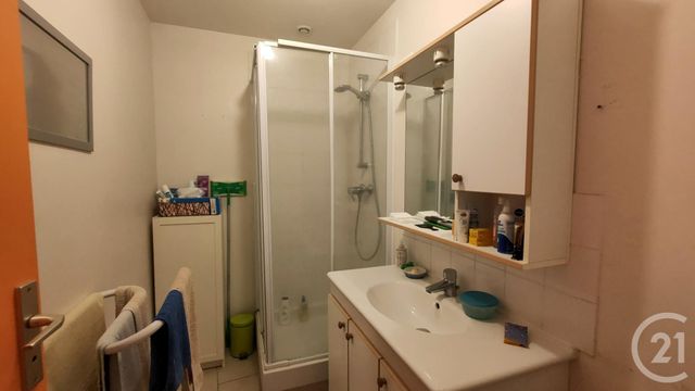 Maison &agrave; louer - 4 pi&egrave;ces - 93,85 m2 - Sancoins - 18 - CENTRE