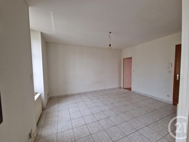 Appartement F3 &agrave; louer - 3 pi&egrave;ces - 58,90 m2 - Nevers - 58 - BOURGOGNE