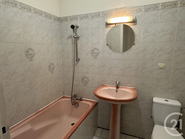 Maison &agrave; louer - 2 pi&egrave;ces - 54,54 m2 - Fourchambault - 58 - BOURGOGNE
