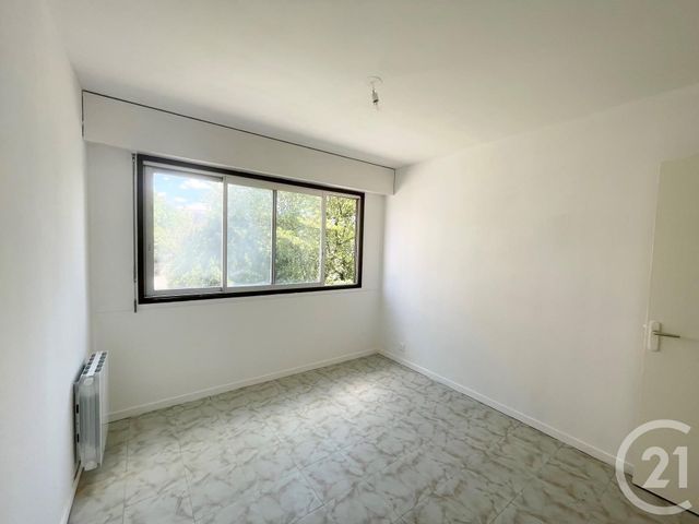 Appartement F2 &agrave; louer - 2 pi&egrave;ces - 53,33 m2 - Nevers - 58 - BOURGOGNE