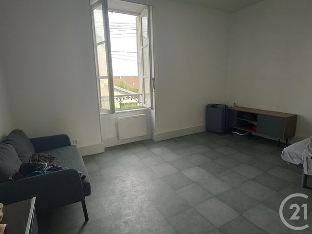 Appartement F1 bis &agrave; louer - 2 pi&egrave;ces - 40,96 m2 - Nevers - 58 - BOURGOGNE