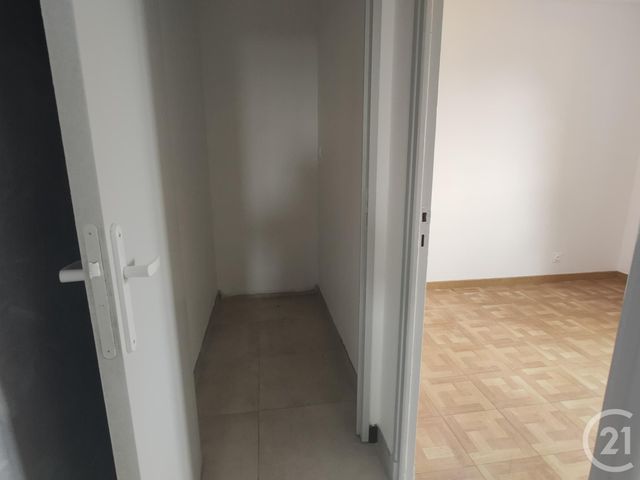 Maison &agrave; louer - 5 pi&egrave;ces - 117,20 m2 - Nolay - 58 - BOURGOGNE