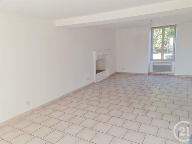 Appartement F3 &agrave; louer - 3 pi&egrave;ces - 69,87 m2 - Luthenay Uxeloup - 58 - BOURGOGNE