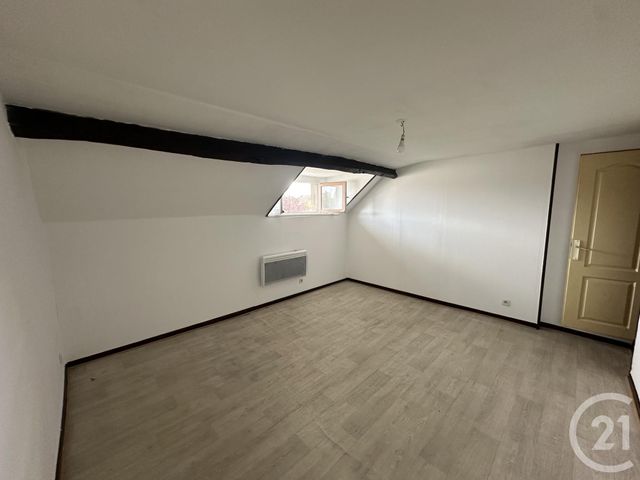 Maison &agrave; louer - 5 pi&egrave;ces - 99,58 m2 - Le Veurdre - 03 - AUVERGNE
