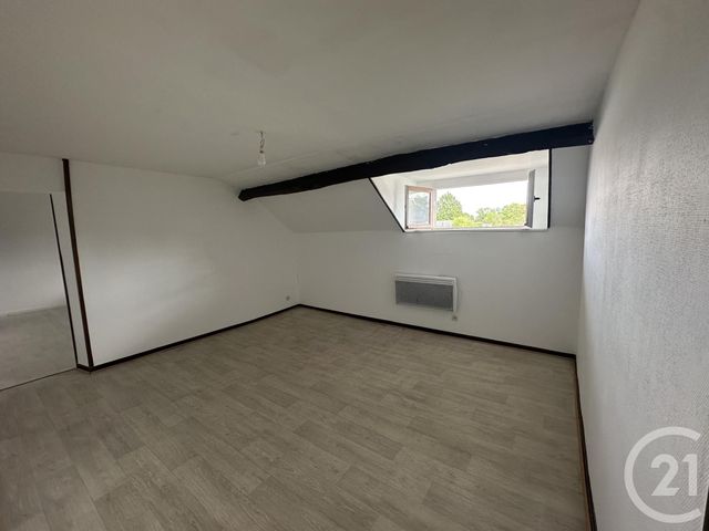 Maison &agrave; louer - 5 pi&egrave;ces - 99,58 m2 - Le Veurdre - 03 - AUVERGNE