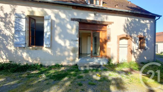 Appartement &agrave; louer - 3 pi&egrave;ces - 64,63 m2 - Fleury Sur Loire - 58 - BOURGOGNE