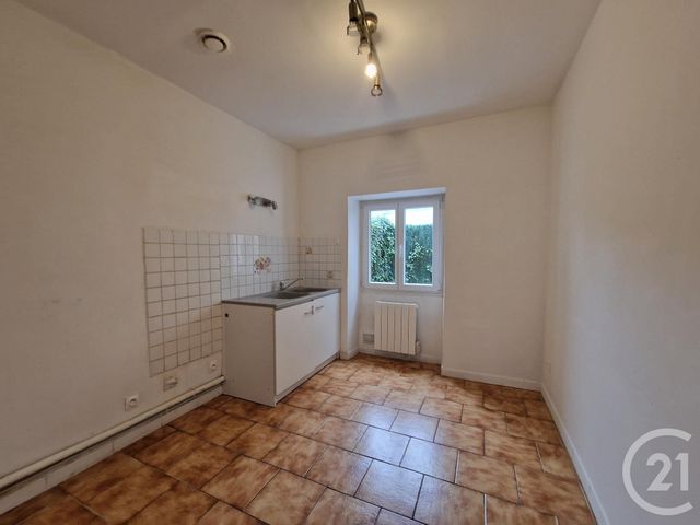Maison &agrave; louer - 3 pi&egrave;ces - 76,90 m2 - Fourchambault - 58 - BOURGOGNE