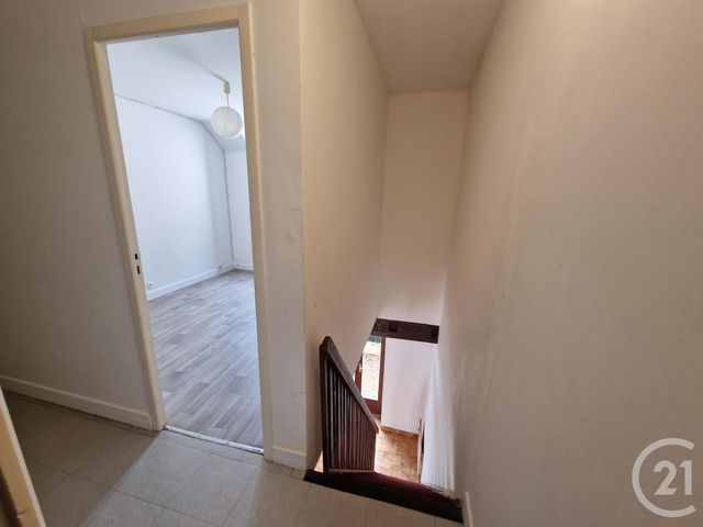 Maison &agrave; louer - 3 pi&egrave;ces - 76,90 m2 - Fourchambault - 58 - BOURGOGNE