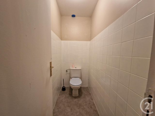 Appartement F4 &agrave; louer - 4 pi&egrave;ces - 85,31 m2 - Chantenay St Imbert - 58 - BOURGOGNE
