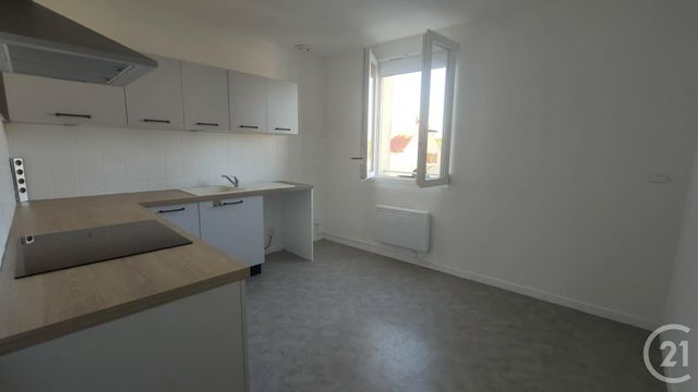 Appartement F4 &agrave; louer - 4 pi&egrave;ces - 85,31 m2 - Chantenay St Imbert - 58 - BOURGOGNE