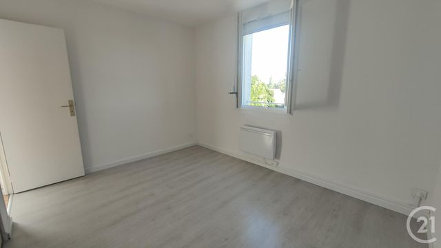 Appartement F4 &agrave; louer - 4 pi&egrave;ces - 85,31 m2 - Chantenay St Imbert - 58 - BOURGOGNE