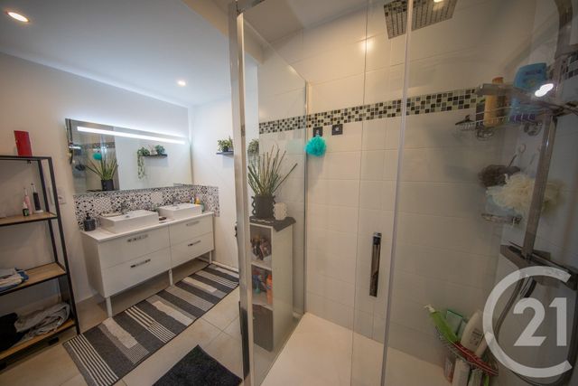 Maison &agrave; vendre - 5 pi&egrave;ces - 100,03 m2 - St Medard En Jalles - 33 - AQUITAINE