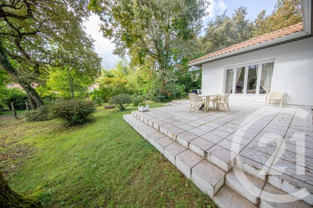 Maison à vendre - 7 pièces - 121,70 m2 - St Aubin De Medoc - 33 - AQUITAINE