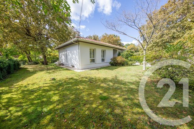 Maison à vendre - 7 pièces - 121,70 m2 - St Aubin De Medoc - 33 - AQUITAINE