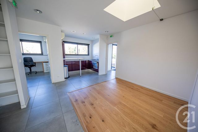 Divers &agrave; vendre - 144,18 m2 - St Medard En Jalles - 33 - AQUITAINE