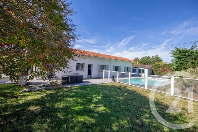 Maison à vendre - 6 pièces - 126,97 m2 - Ludon Medoc - 33 - AQUITAINE