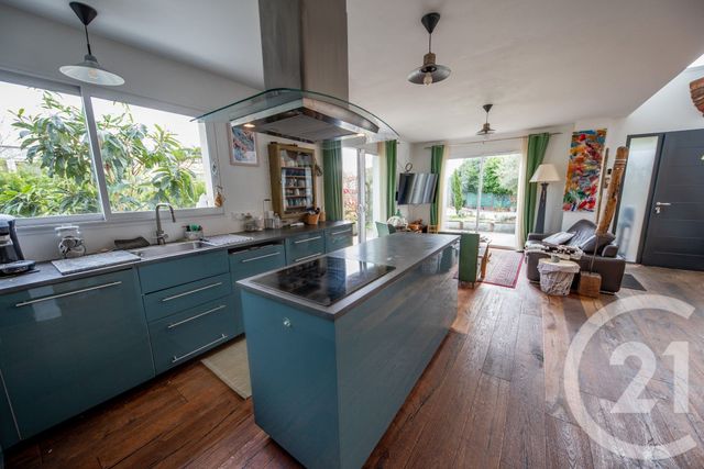 Maison à vendre - 7 pièces - 164,59 m2 - St Medard En Jalles - 33 - AQUITAINE