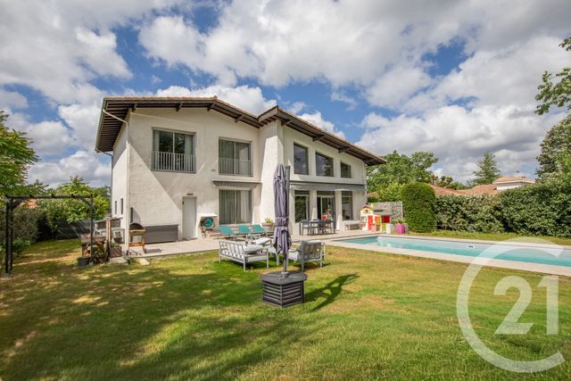 Maison &agrave; vendre - 7 pi&egrave;ces - 190,98 m2 - St Jean D Illac - 33 - AQUITAINE