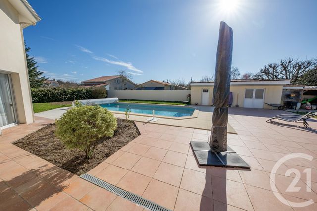 Maison à vendre - 9 pièces - 263,16 m2 - St Medard En Jalles - 33 - AQUITAINE