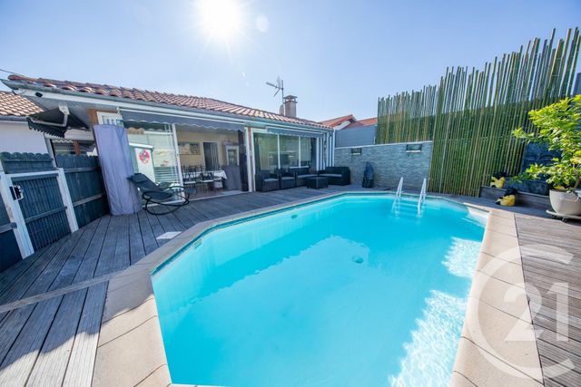 Maison à vendre - 5 pièces - 120,25 m2 - St Medard En Jalles - 33 - AQUITAINE