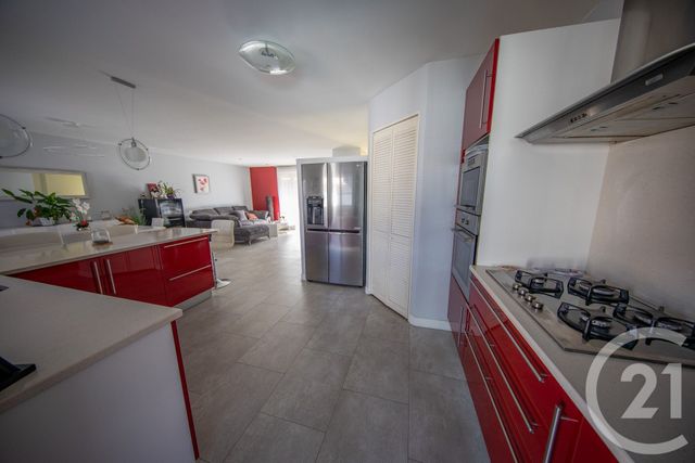 Maison à vendre - 5 pièces - 120,25 m2 - St Medard En Jalles - 33 - AQUITAINE