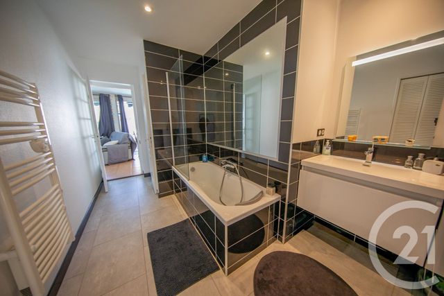 Maison à vendre - 5 pièces - 120,25 m2 - St Medard En Jalles - 33 - AQUITAINE