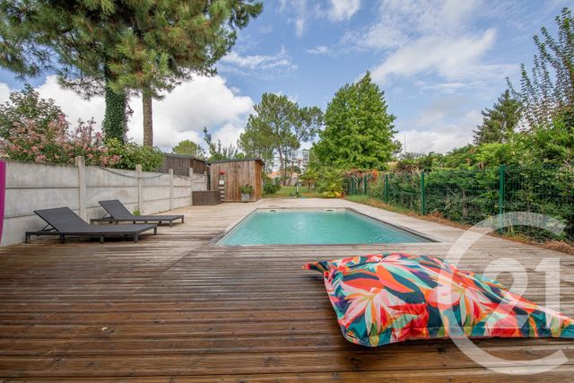 Maison à vendre - 5 pièces - 153,41 m2 - St Medard En Jalles - 33 - AQUITAINE