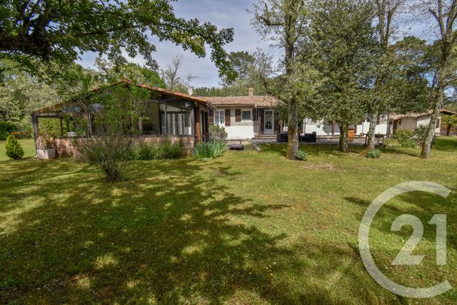 Maison à vendre - 6 pièces - 149,63 m2 - St Aubin De Medoc - 33 - AQUITAINE