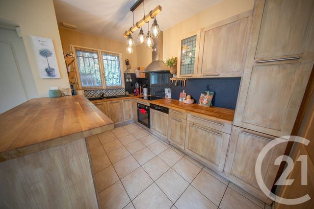 Maison &agrave; vendre - 7 pi&egrave;ces - 156,61 m2 - St Medard En Jalles - 33 - AQUITAINE