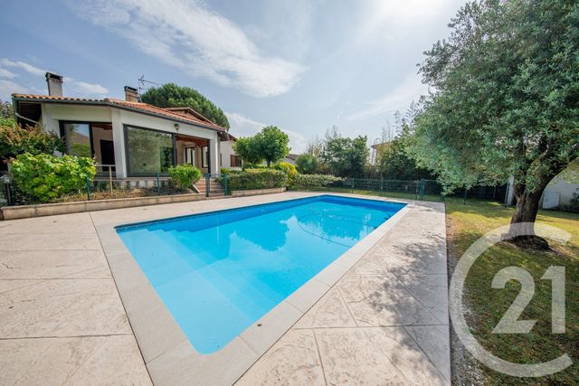 Maison à vendre - 7 pièces - 214,65 m2 - St Medard En Jalles - 33 - AQUITAINE