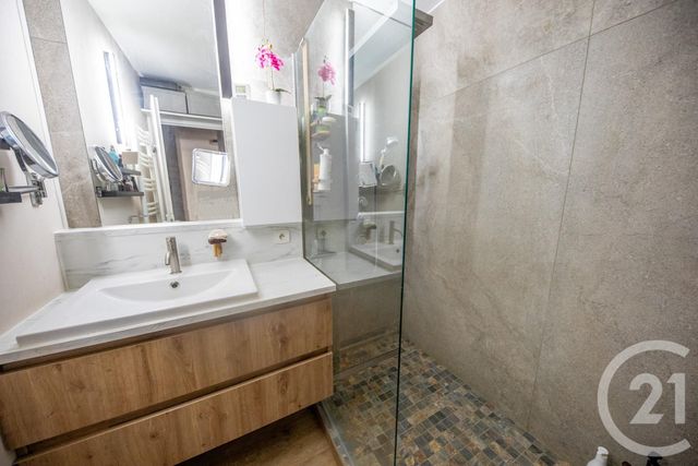 Appartement F2 à vendre - 2 pièces - 46,12 m2 - St Aubin De Medoc - 33 - AQUITAINE